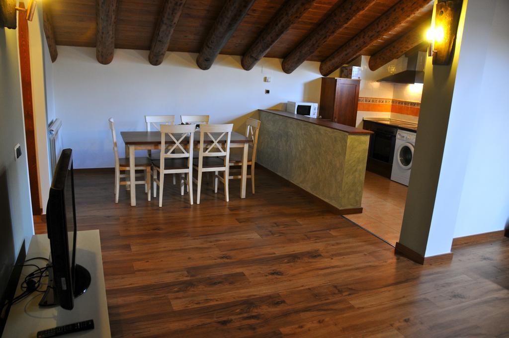Condado De San Martin Apartment Boltana Bilik gambar